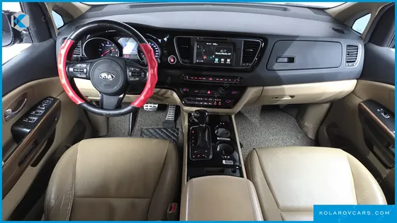 KIA CARNIVAL 9-SEATER HI-LIMOUSINE