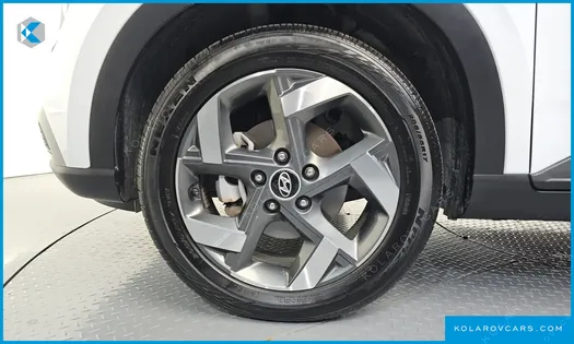 HYUNDAI VENUE 1,6 PREMIUM
