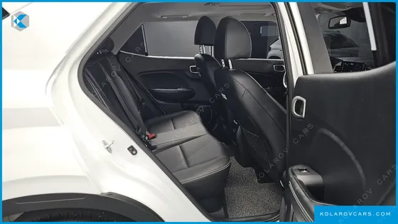 HYUNDAI VENUE 1,6 PREMIUM
