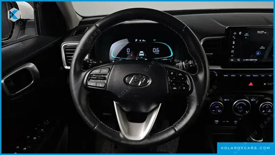 HYUNDAI VENUE 1,6 PREMIUM