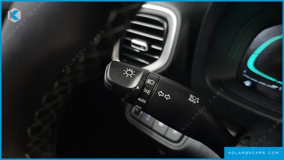 HYUNDAI VENUE 1,6 PREMIUM