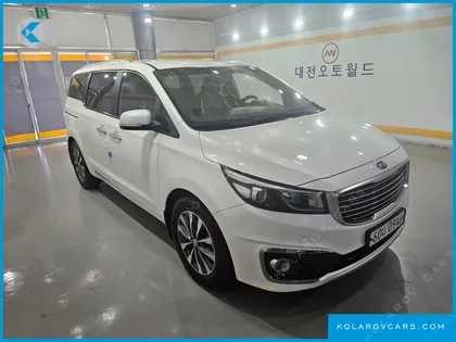 KIA CARNIVAL 9-SEATER LUXURY