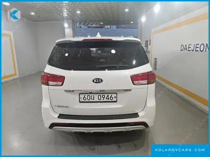 KIA CARNIVAL 9-SEATER LUXURY
