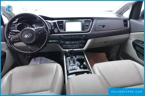 KIA CARNIVAL 9-SEATER PRESTIGE