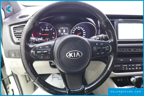 KIA CARNIVAL 9-SEATER PRESTIGE
