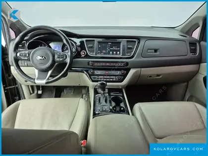 KIA CARNIVAL 9-SEATER PRESTIGE