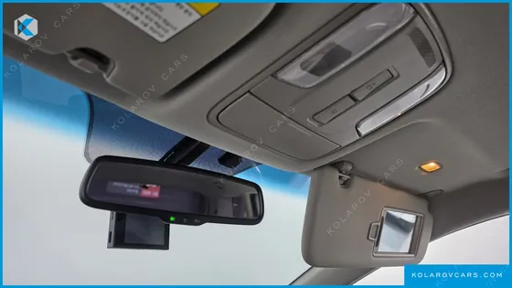 KIA CARNIVAL 11-SEATER DELUXE