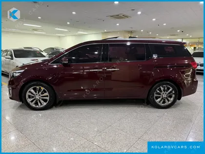 KIA CARNIVAL 7-SEATER LIMOUSINE