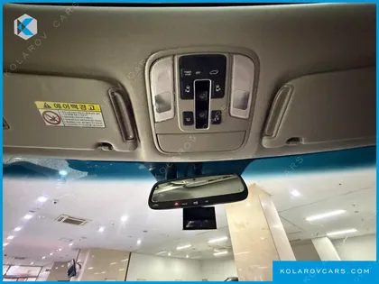 KIA CARNIVAL 7-SEATER LIMOUSINE