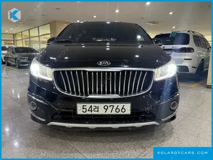 KIA CARNIVAL 9-SEATER LUXURY