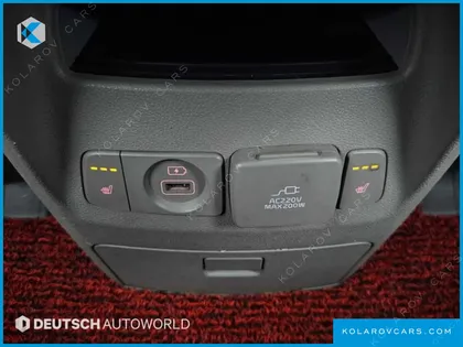 KIA CARNIVAL 9-SEATER PRESTIGE