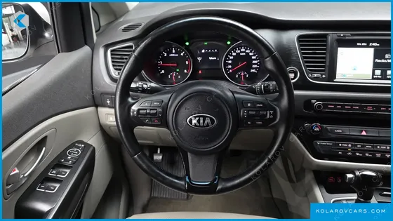 KIA CARNIVAL 9-SEATER LUXURY