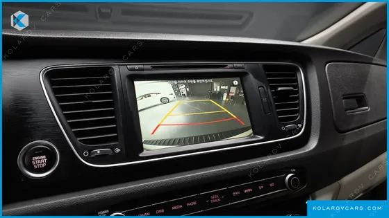 KIA CARNIVAL 9-SEATER LUXURY