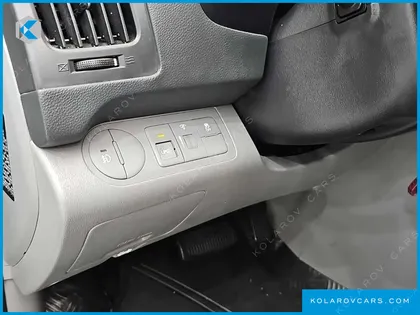 HYUNDAI STAREX VAN 3-SEATER LPI