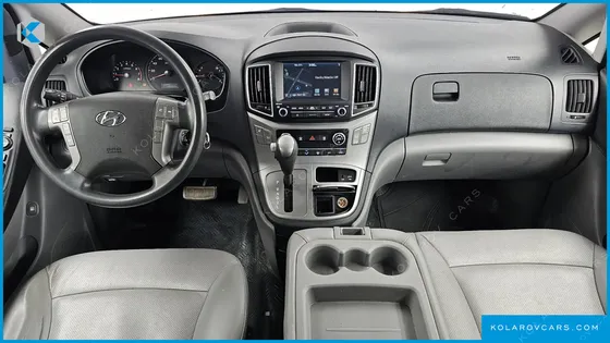 HYUNDAI STAREX 12-SEATER LPI