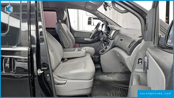 HYUNDAI STAREX 12-SEATER LPI