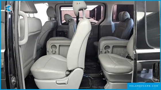 HYUNDAI STAREX 12-SEATER LPI