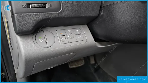 HYUNDAI STAREX 12-SEATER LPI