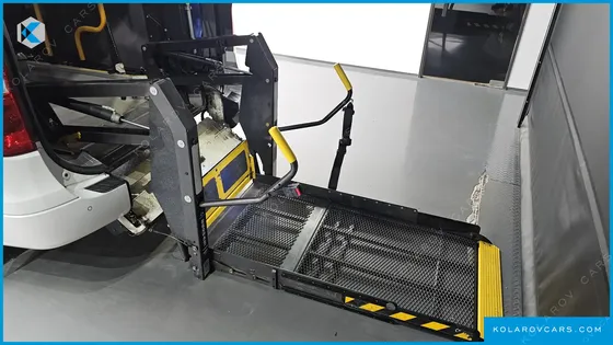 HYUNDAI STAREX WHEEL CHAIR LIFT