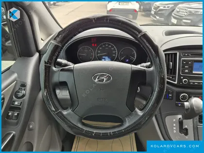 HYUNDAI STAREX WAGON 11-SEATER