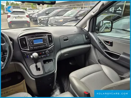 HYUNDAI STAREX WAGON 11-SEATER