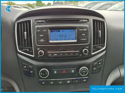 HYUNDAI STAREX WAGON 11-SEATER