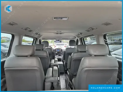 HYUNDAI STAREX WAGON 11-SEATER