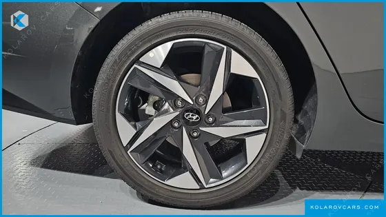 HYUNDAI ELANTRA (AVANTE) INSPIRATION