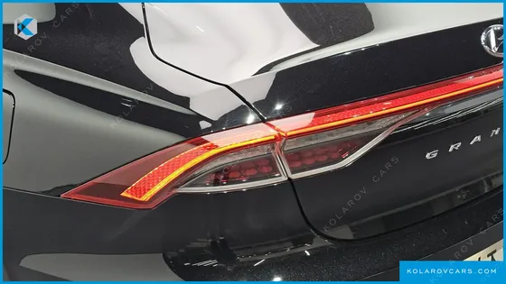 HYUNDAI GRANDEUR 3.3