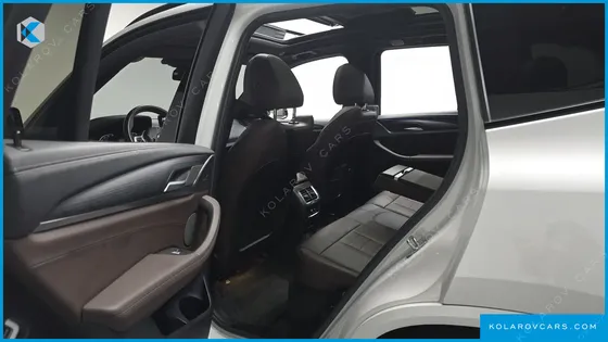 BMW IX3 M SPORTS