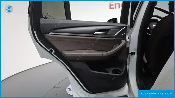 BMW IX3 M SPORTS