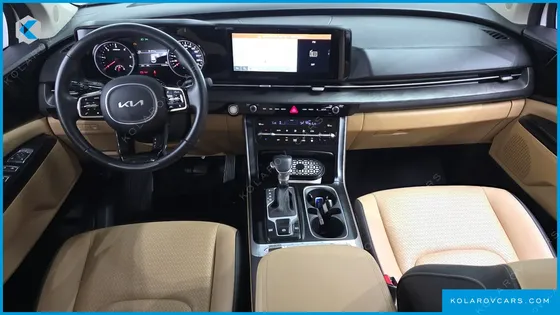 KIA CARNIVAL DIESEL 9-SEATER PRESTIGE