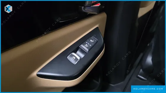 KIA CARNIVAL DIESEL 9-SEATER PRESTIGE