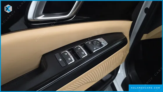 KIA CARNIVAL DIESEL 9-SEATER PRESTIGE