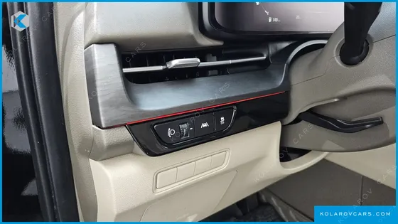 KIA CARNIVAL DIESEL 9-SEATER PRESTIGE