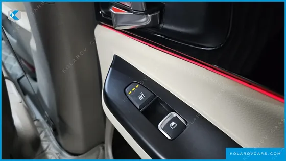 KIA CARNIVAL DIESEL 9-SEATER PRESTIGE