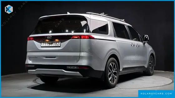 KIA CARNIVAL DIESEL 11-SEATER PRESTIGE
