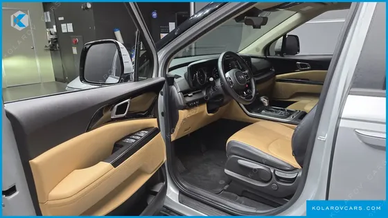 KIA CARNIVAL DIESEL 11-SEATER PRESTIGE
