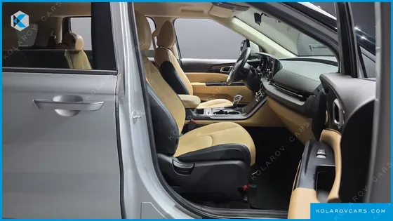 KIA CARNIVAL DIESEL 11-SEATER PRESTIGE