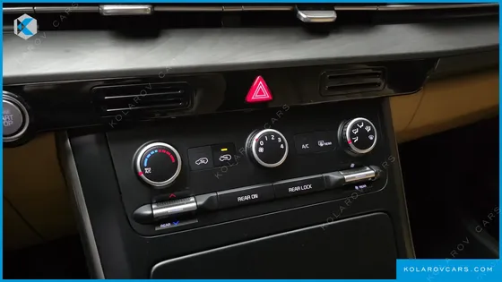 KIA CARNIVAL DIESEL 11-SEATER PRESTIGE