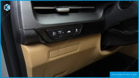 KIA CARNIVAL DIESEL 11-SEATER PRESTIGE