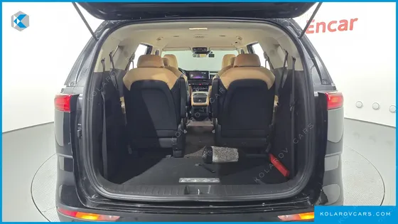 KIA CARNIVAL DIESEL 9-SEATER PRESTIGE