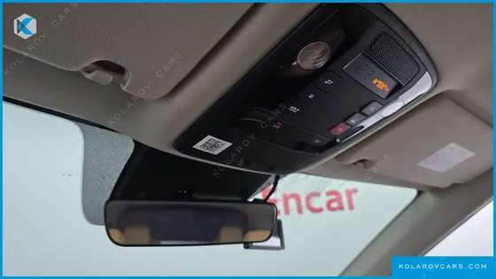 KIA CARNIVAL DIESEL 9-SEATER PRESTIGE
