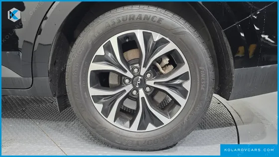 KIA CARNIVAL DIESEL 9-SEATER PRESTIGE