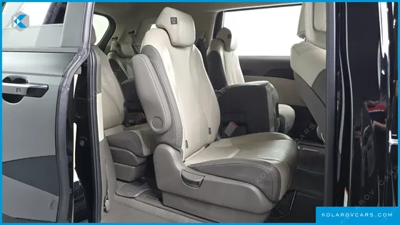 KIA CARNIVAL DIESEL 11-SEATER PRESTIGE