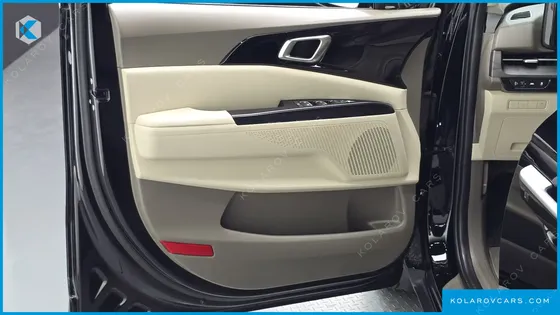 KIA CARNIVAL DIESEL 11-SEATER PRESTIGE