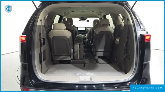 KIA CARNIVAL DIESEL 11-SEATER PRESTIGE