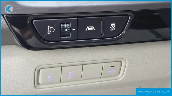 KIA CARNIVAL DIESEL 11-SEATER PRESTIGE