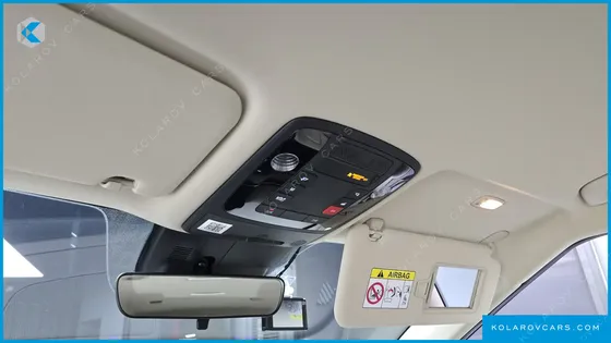 KIA CARNIVAL DIESEL 11-SEATER PRESTIGE