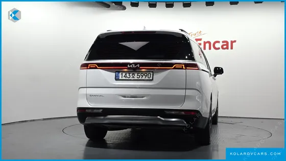 KIA CARNIVAL DIESEL 7-SEATER NOBLESSE